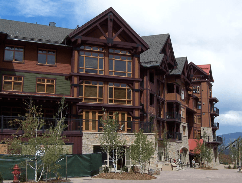 Captitol Peak Lodge